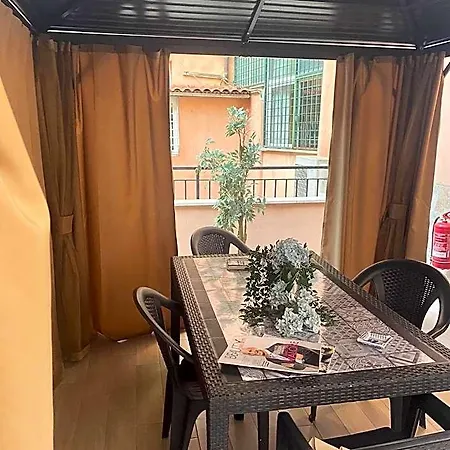 Condotti Рим